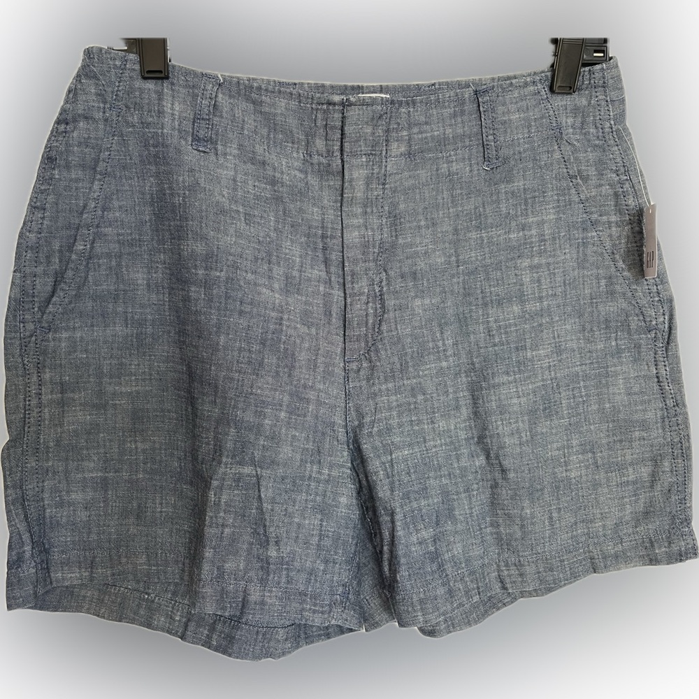 NWT GAP Women’s Chambray Blue Shorts Size 10